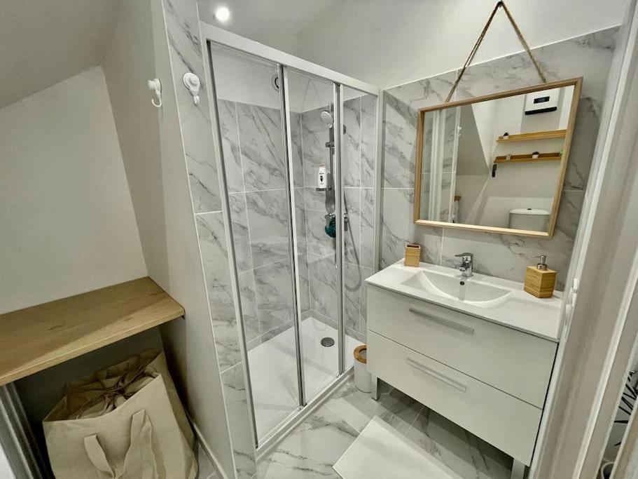 Studio entièrement rénové, situé au cœur du Quartier Haut Sète Exterior foto
