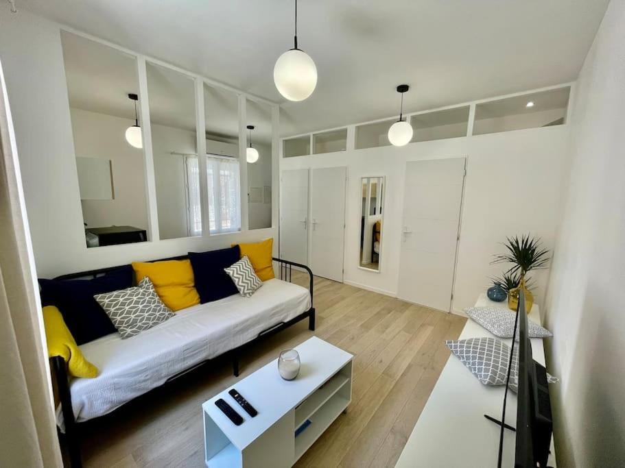 Studio entièrement rénové, situé au cœur du Quartier Haut Sète Exterior foto