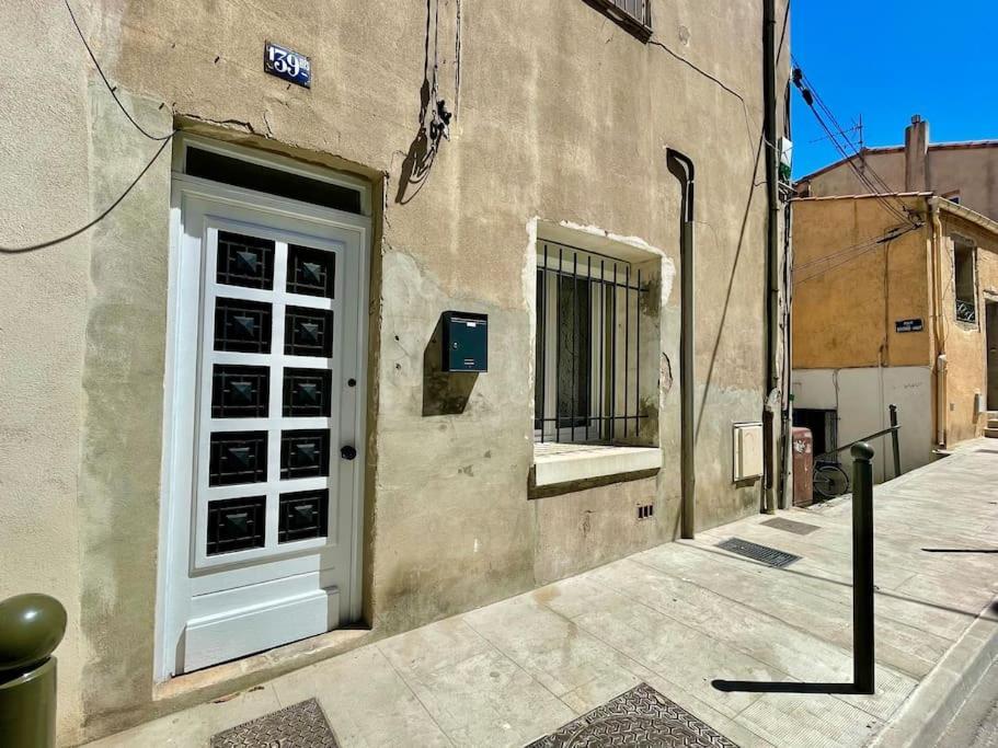 Studio entièrement rénové, situé au cœur du Quartier Haut Sète Exterior foto