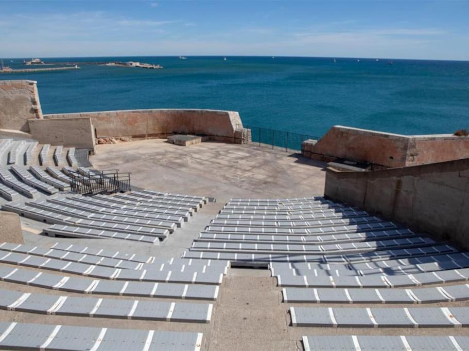 Studio entièrement rénové, situé au cœur du Quartier Haut Sète Exterior foto